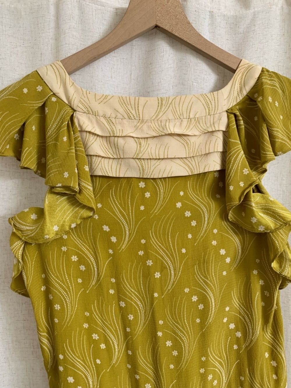 Leifsdottir Anthro 100% Silk Chartreuse Boho Ruffle Trim Women's Top 6 - Picture 7 of 8